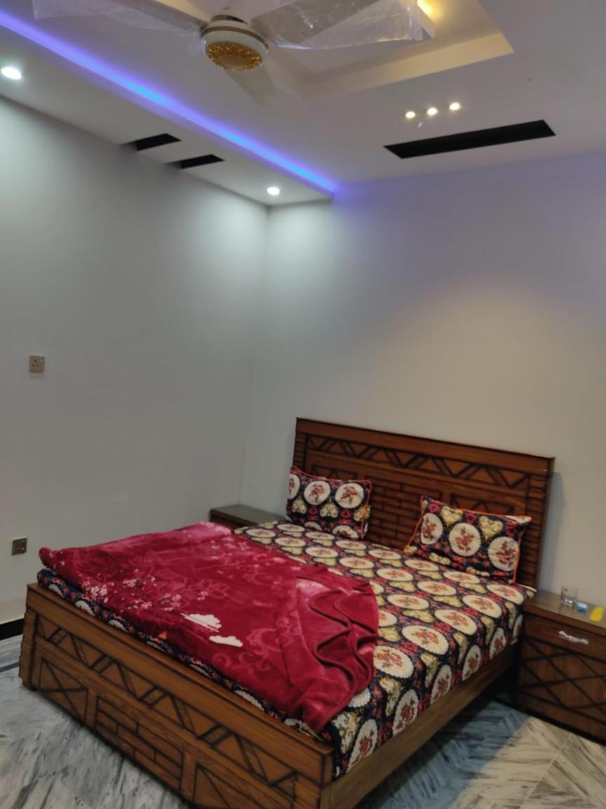Lavish Inn Ισλαμαμπάντ Εξωτερικό φωτογραφία